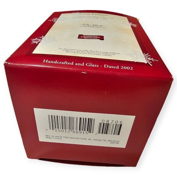 Hallmark Christmas Keepsake Cool Friends Snowglobe Ornament - Picture 6 of 7